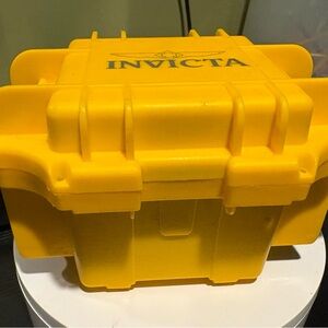 Invicta Bold Yellow Storage Box single slot for watches